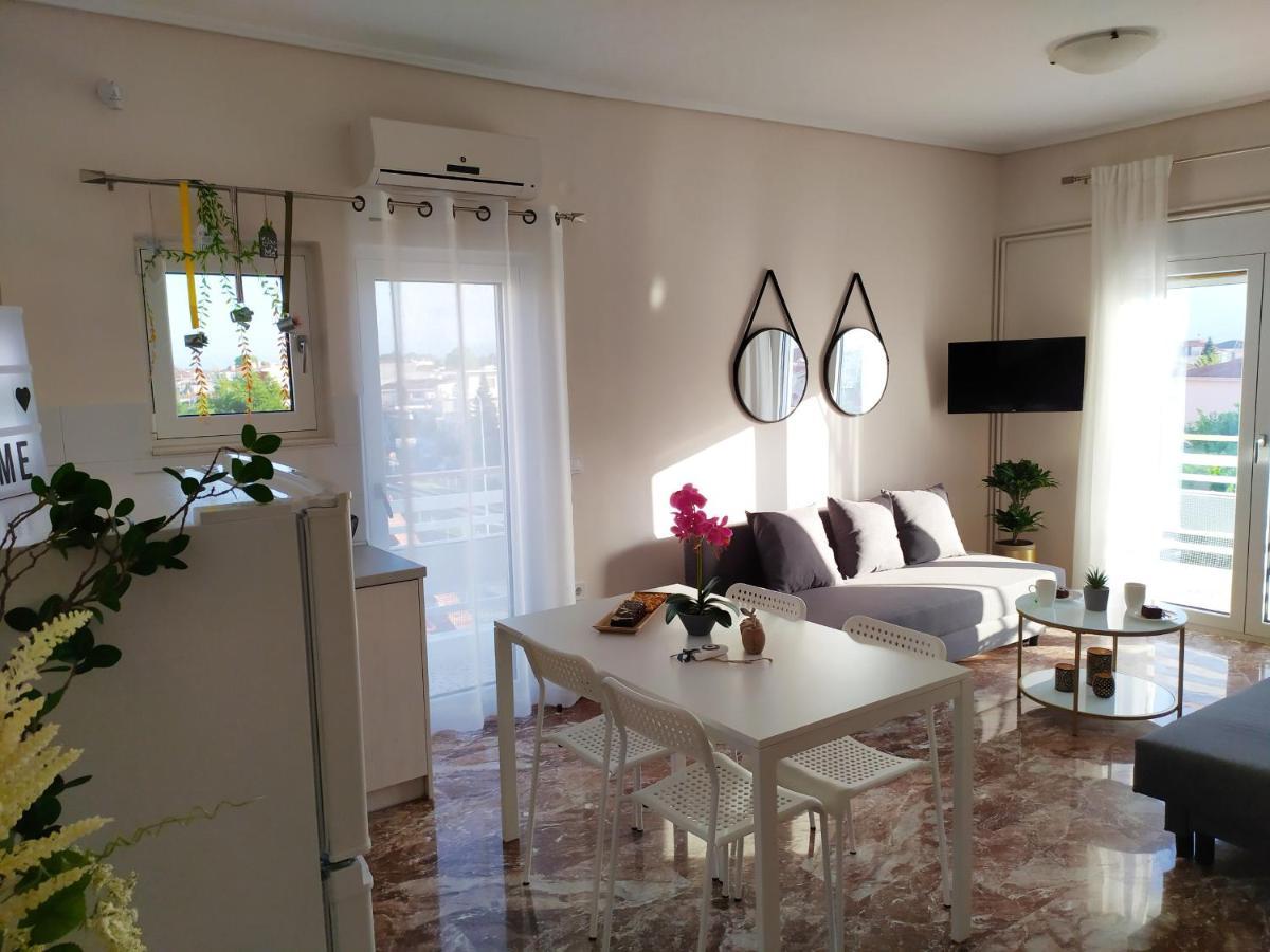 Home Up Trikala  Exterior photo
