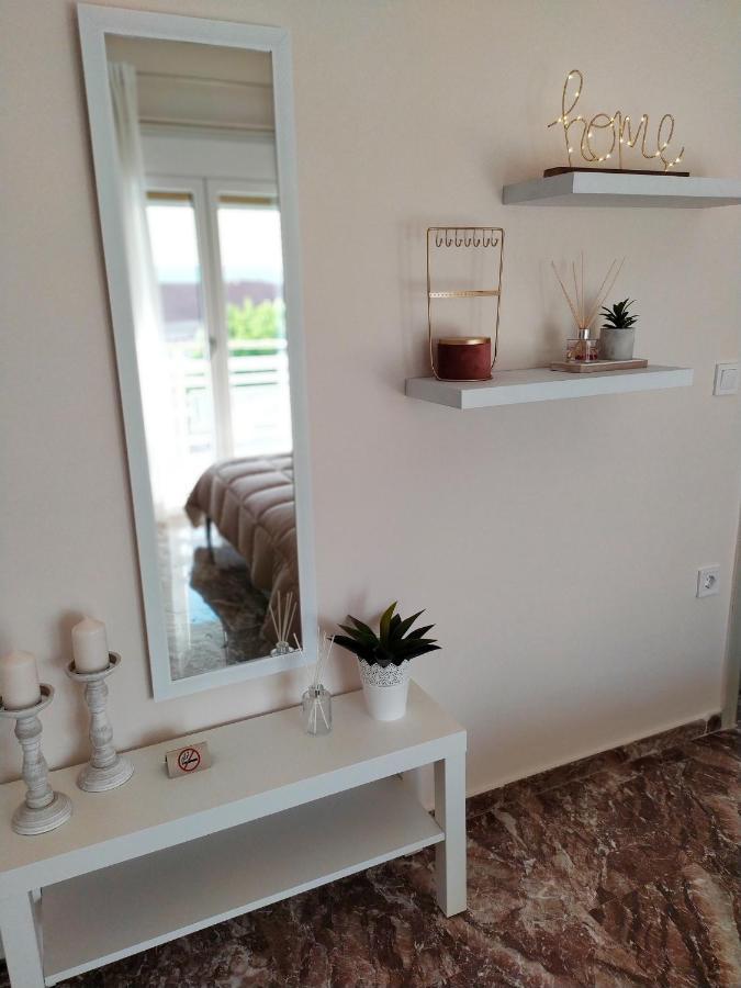 Home Up Trikala  Exterior photo